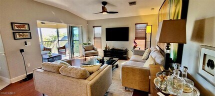 Building Photo - 10091 Lake Cove Dr