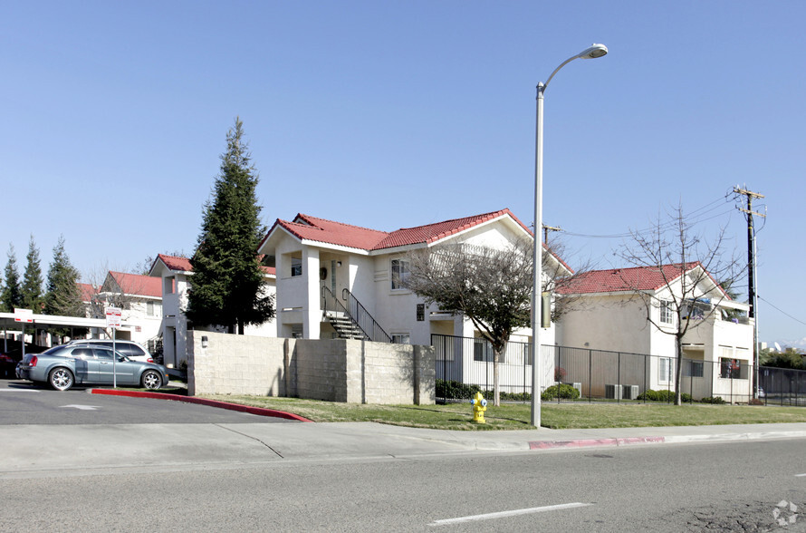 Primary Photo - Villa Robles Apartments