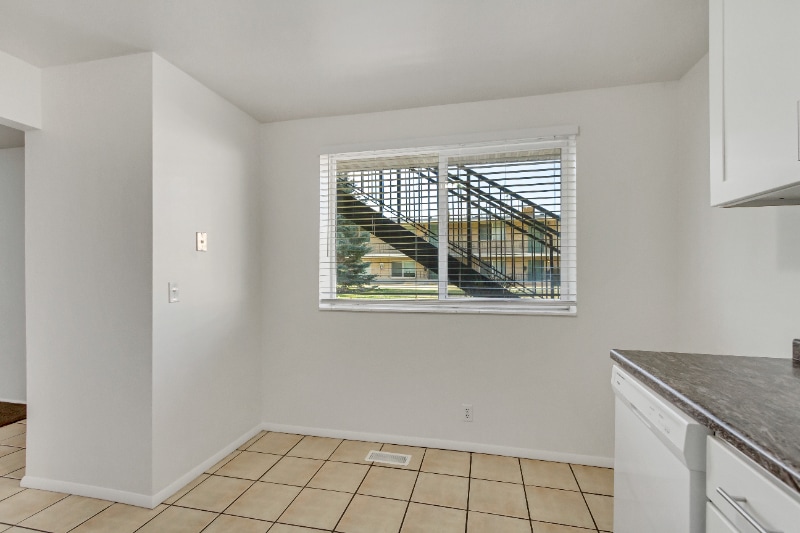 Building Photo - 2111 E 3300 S