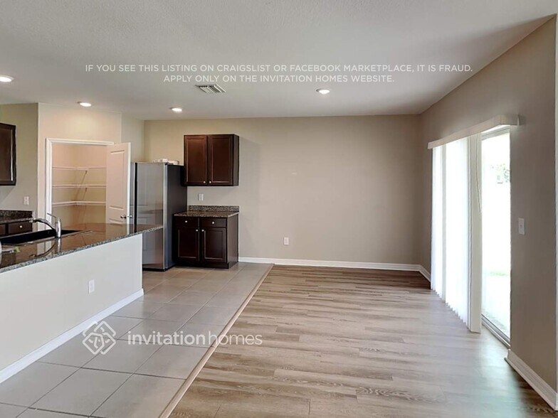 Building Photo - 5205 Willow Breeze Wy