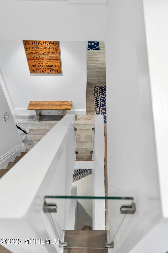 Building Photo - 985 Ocean Ave