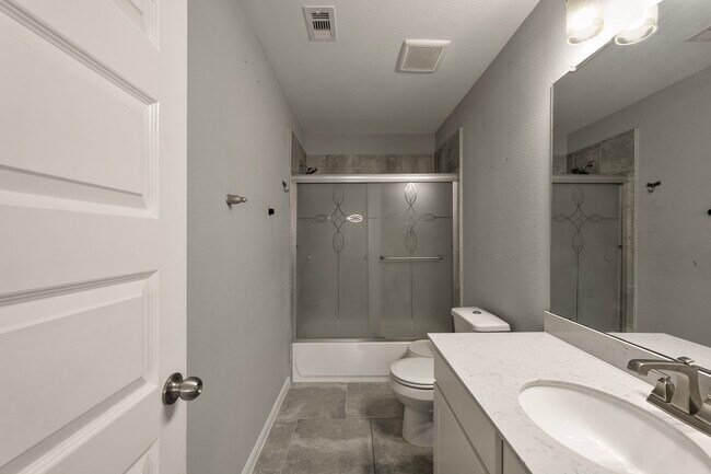 Building Photo - 23807 Brenta Valley Dr