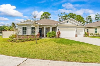 Building Photo - Spacious 4-Bedroom Home with 3 Full Baths ...