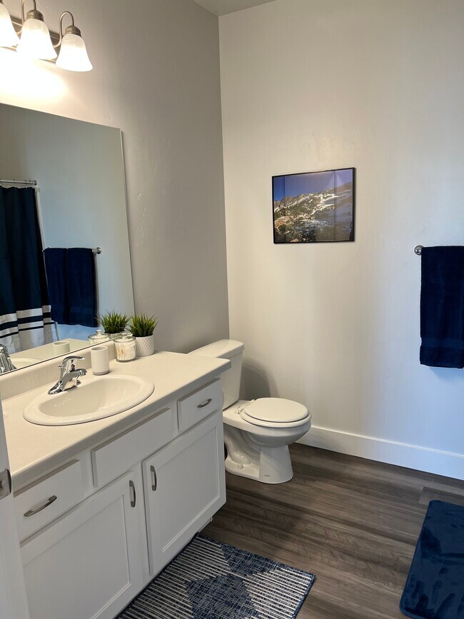 Additional bathroom - 767 N 380 W