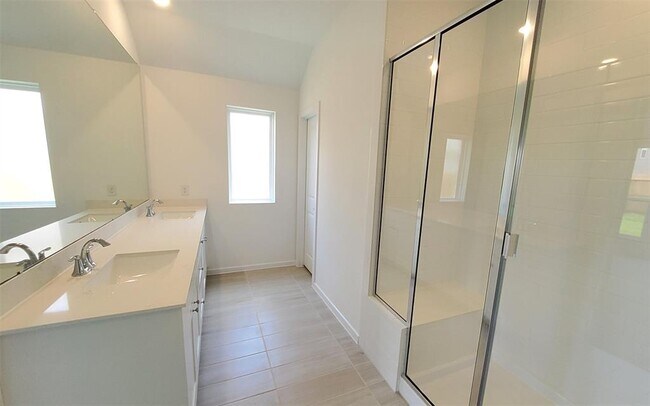 Building Photo - 6422 Seafoam Lake Dr