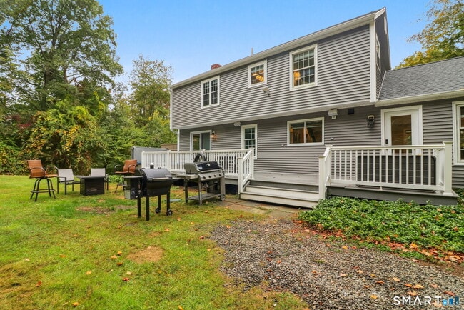 Building Photo - 60 Little Meadow Rd