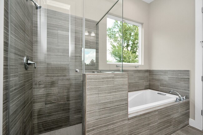 Building Photo - 5507 Beall St