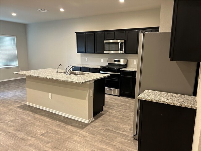 Building Photo - 40434 Gdn Hts Ln