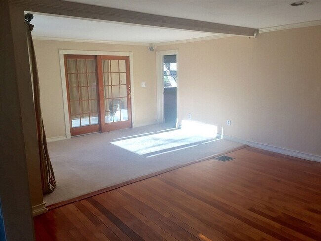 Building Photo - 24 Soule Ave