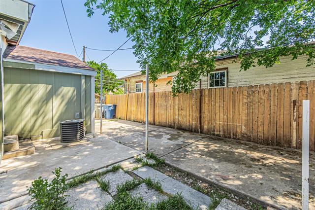Building Photo - 1520 McBroom St