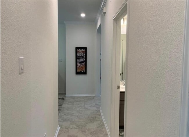 Building Photo - 454 Thunder Valley Trl