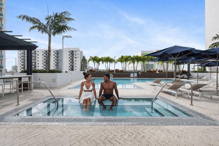 Building Photo - Wynwood Bay