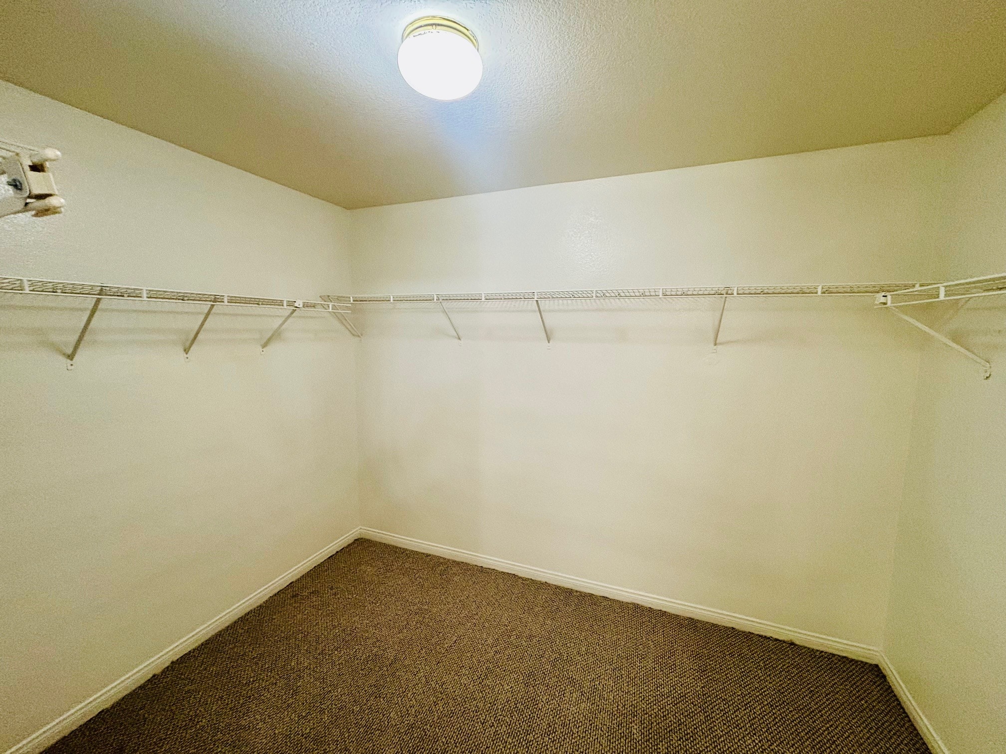 Building Photo - 40350 Maravilla Dr