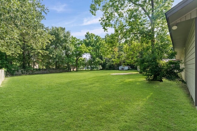 Building Photo - 1505 Gladiola Ave