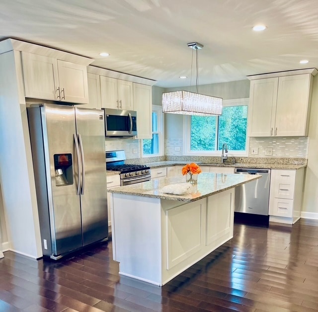 Building Photo - 2930 Dundee Rd