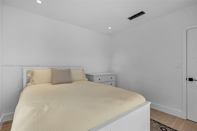 Building Photo - 4151 El Prado Blvd