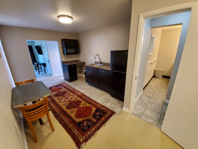 Building Photo - 3415 N Huetter Rd