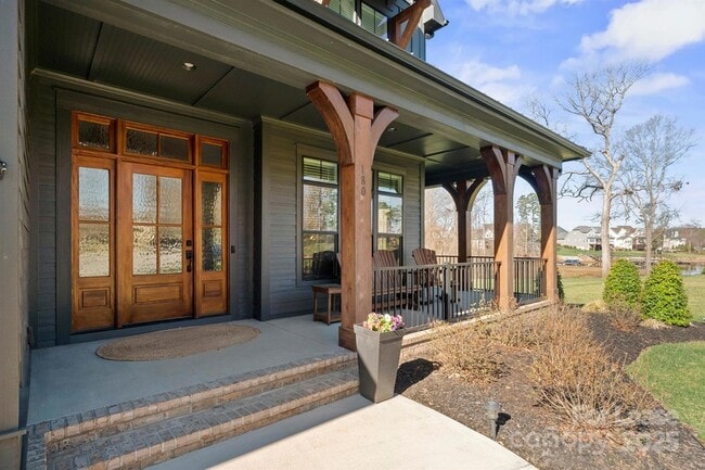 Building Photo - 180 Twin Sisters Ln