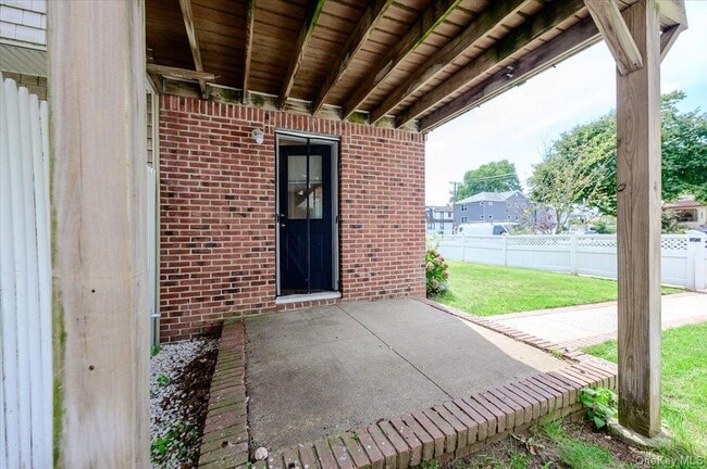 Building Photo - 502 Lafayette Blvd