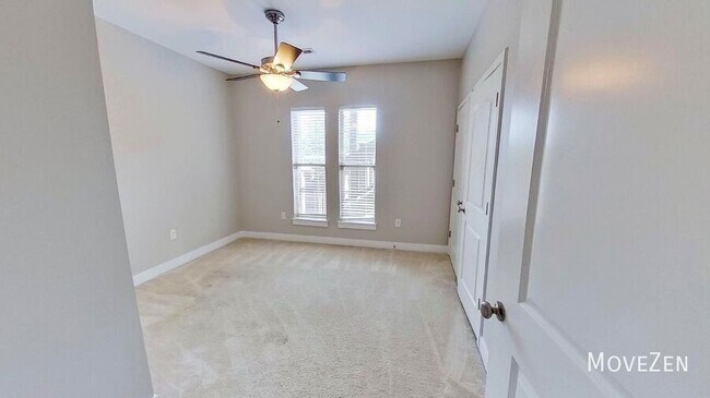 Building Photo - 827 Seigle Point Dr