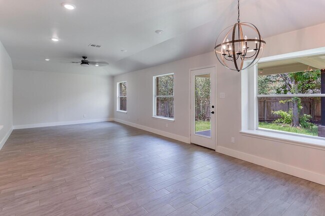 Building Photo - 3213 Canyon Ledge Cove