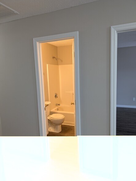 Building Photo - 1381 Pinnacle Ln