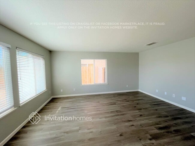 Building Photo - 1566 Maryclair Dr