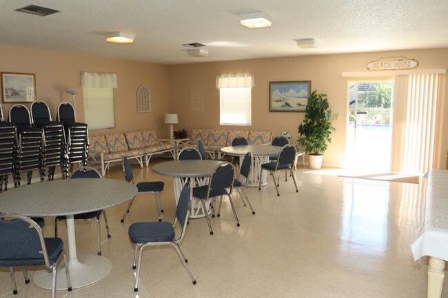 Building Photo - 1100 E Indiantown Rd