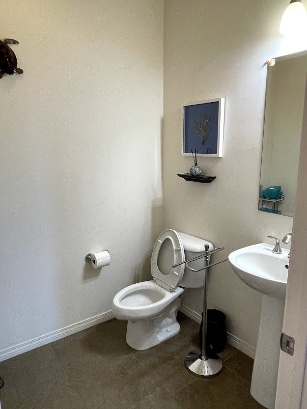 Building Photo - 5401 W 149th Plz