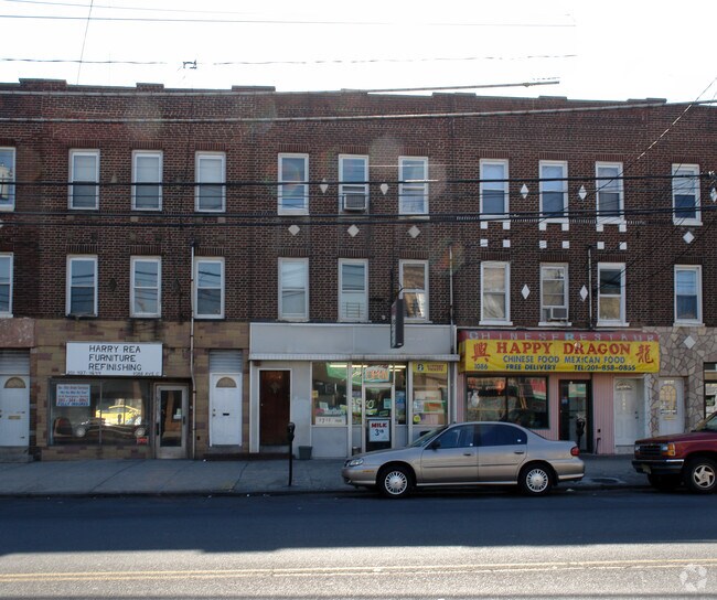 Building Photo - 1086-A Avenue C