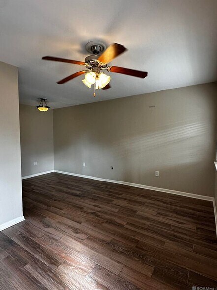 Building Photo - 151 Richland Ave