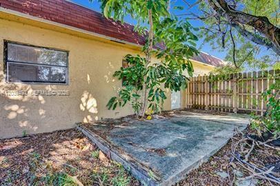 Building Photo - 4041 NW 30th Terrace