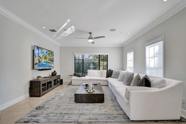 Building Photo - 73 Nurmi Dr