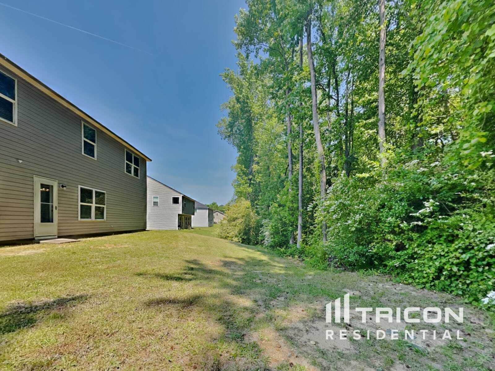 Building Photo - 142 Ridgemoore Ct