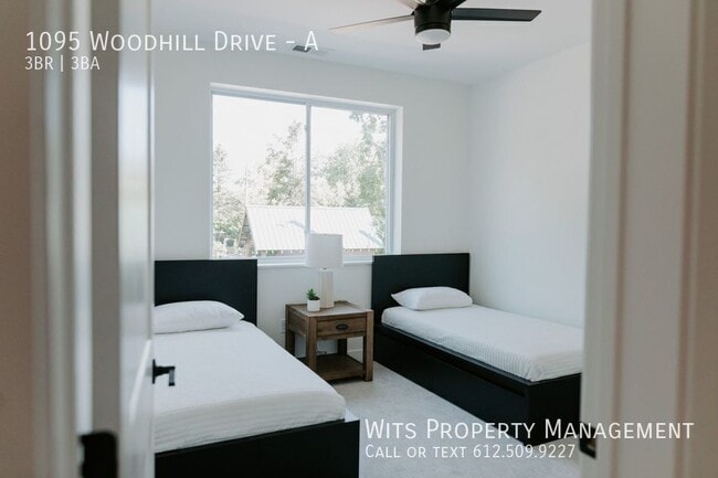 Building Photo - 1095 Woodhill Dr