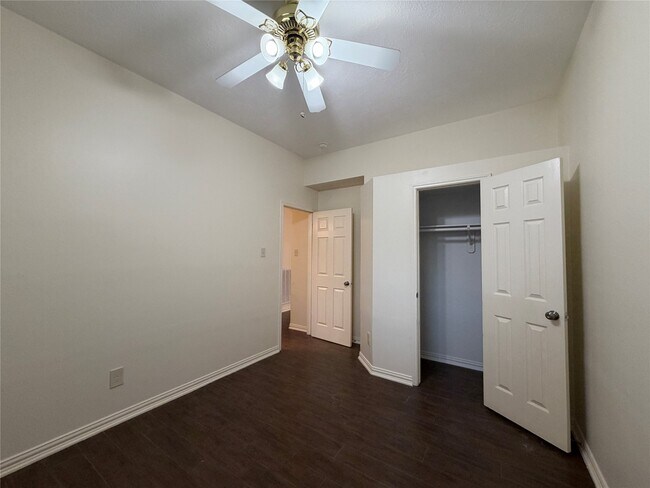 Building Photo - 6310 Pago Ln