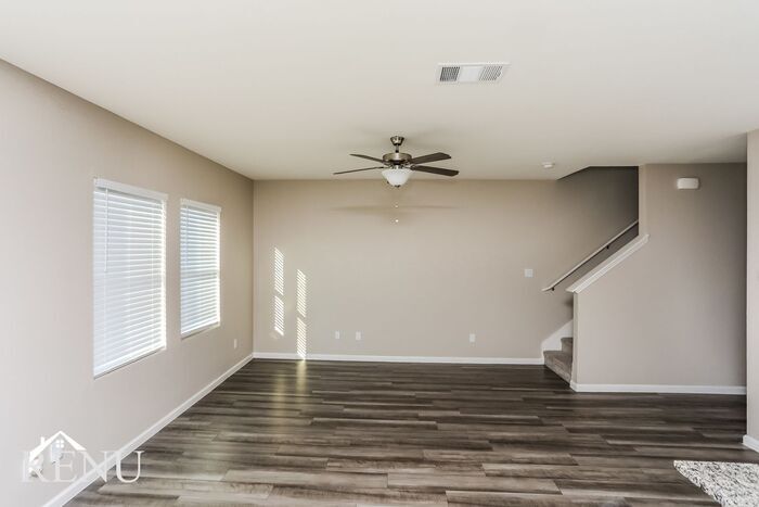 Building Photo - 6040 Mojave Dr