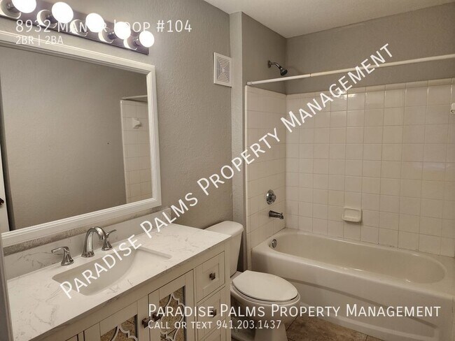Building Photo - 8932 Manor Loop