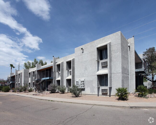 Mountain Casitas Apts 1240 E Fort Lowell Rd Tucson AZ 85719