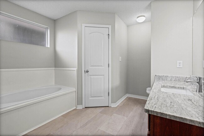 Building Photo - 2074 Spring Grove S