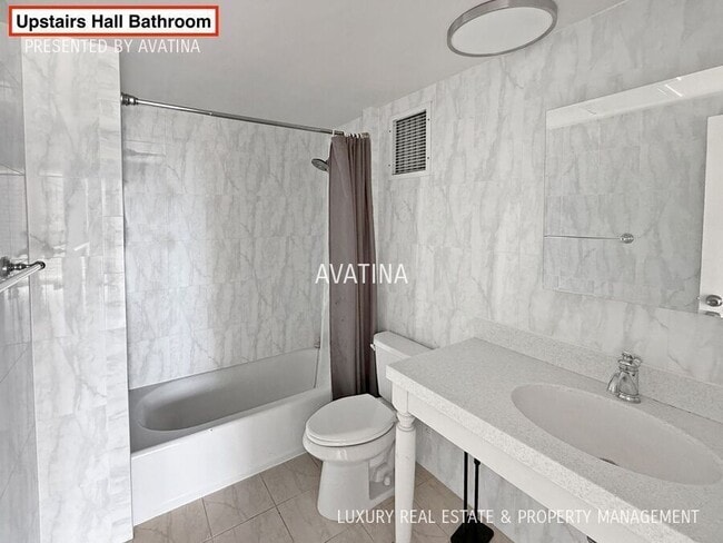 Building Photo - 500 University Ave