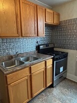 Building Photo - 201 W Bradley Ave