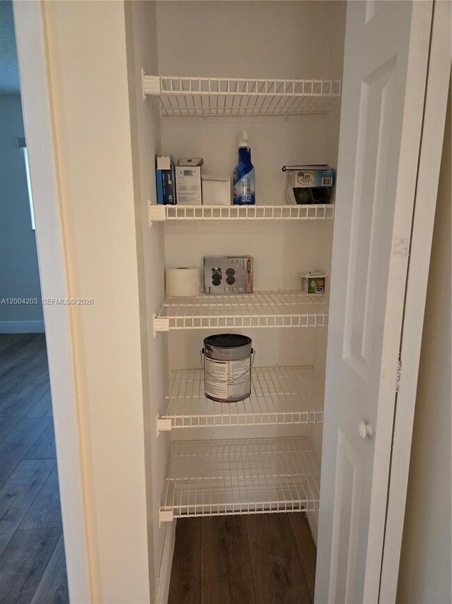 Building Photo - 9610 S Belfort Cir