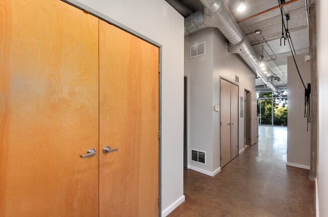Building Photo - 2899 N Speer Blvd