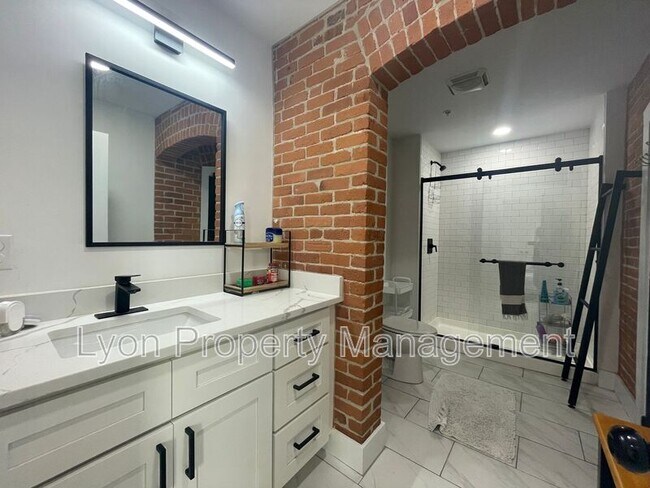 Building Photo - 50 Ashburton St