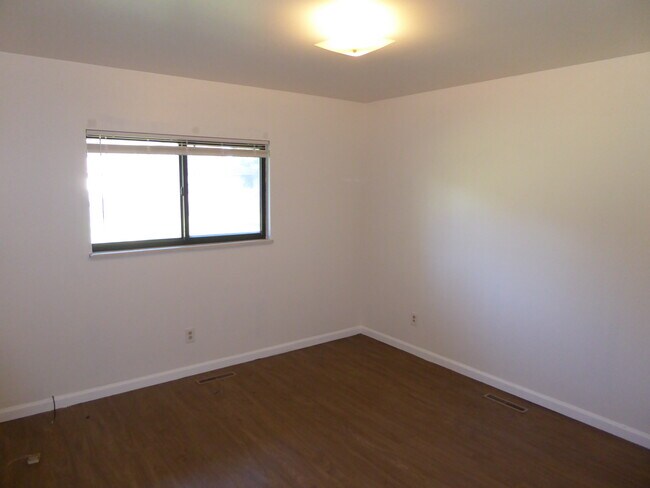 Building Photo - 808 Horizon Ave