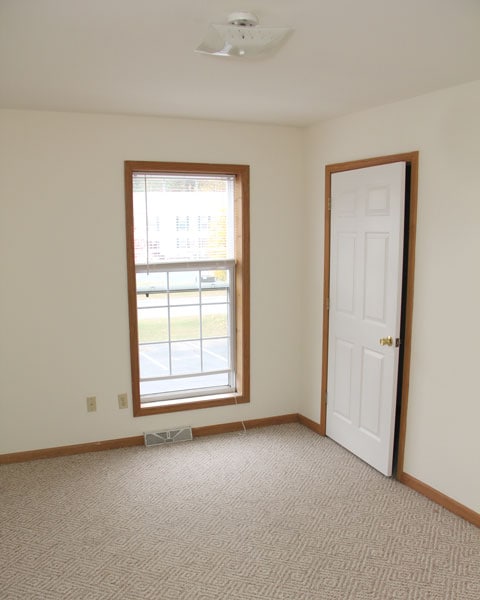 Interior Photo - Baybrook