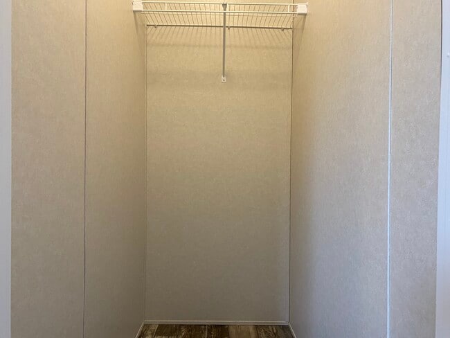 Building Photo - 3413 Bissell Rd