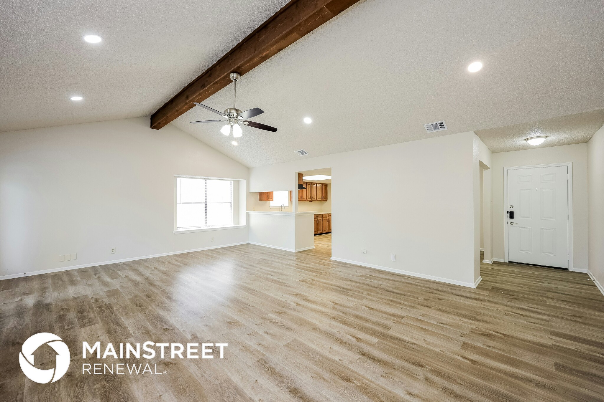 Building Photo - 2755 Knoll Tree St