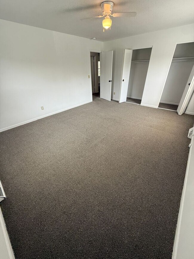 Building Photo - 8608 Countryshire Ln